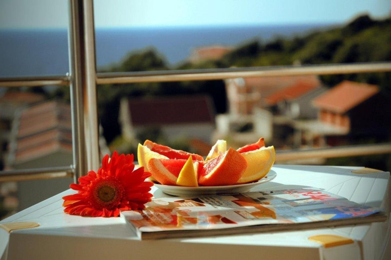 Apartments De Lara Утєха Екстер'єр фото