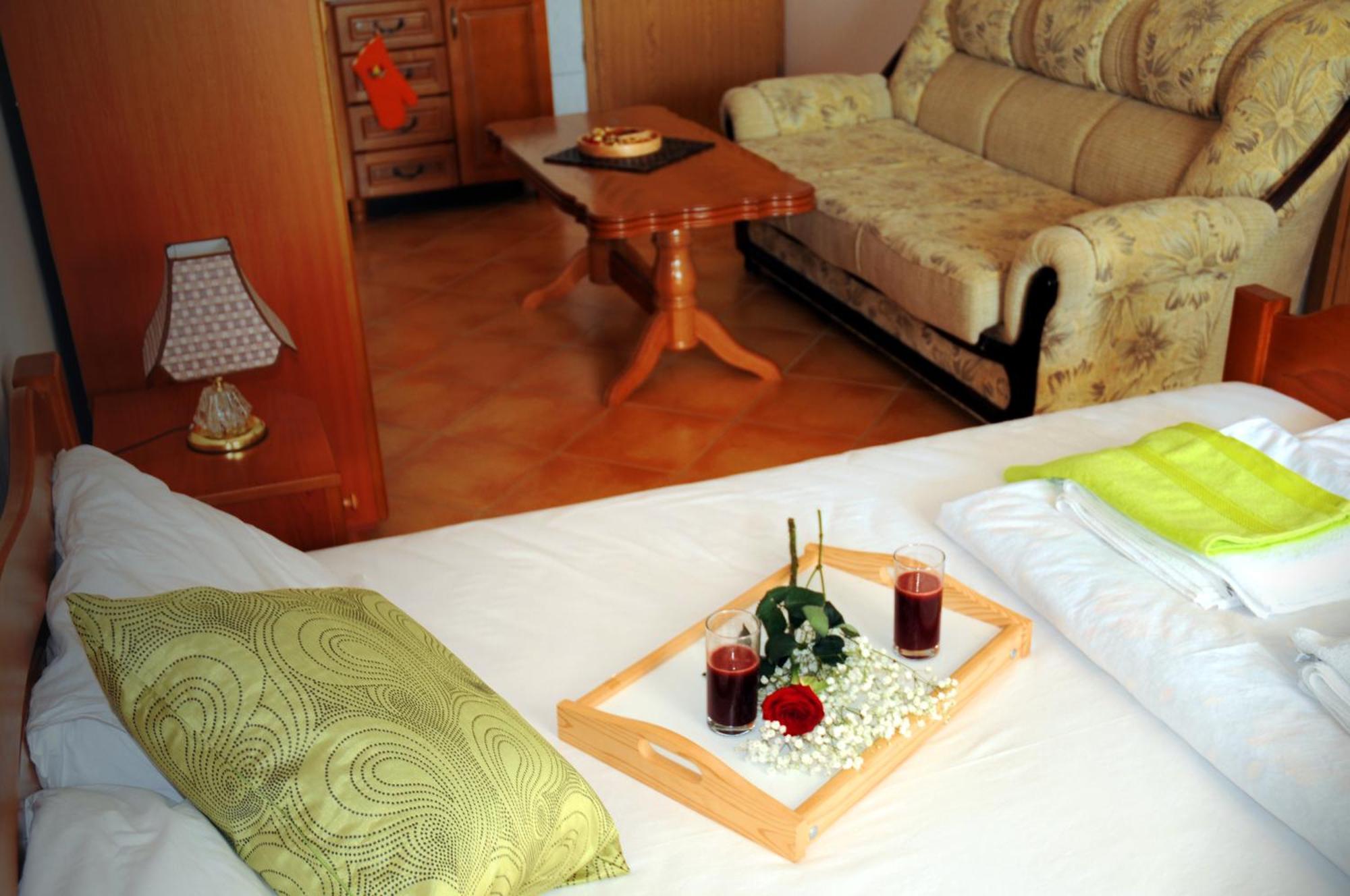 Apartments De Lara Утєха Екстер'єр фото