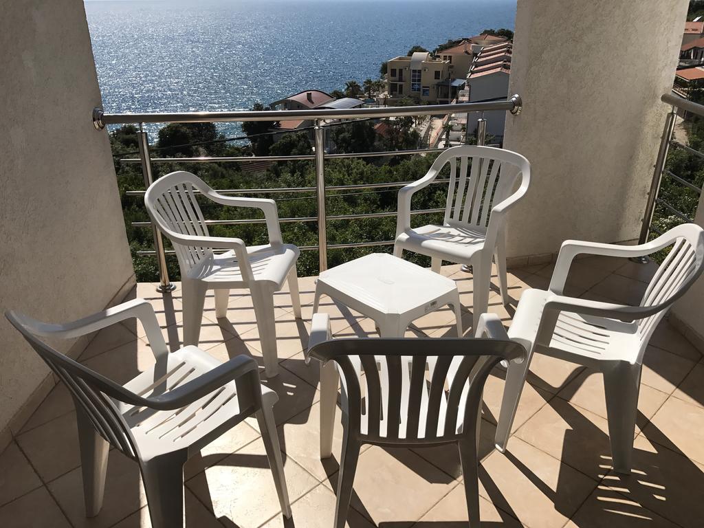 Apartments De Lara Утєха Екстер'єр фото