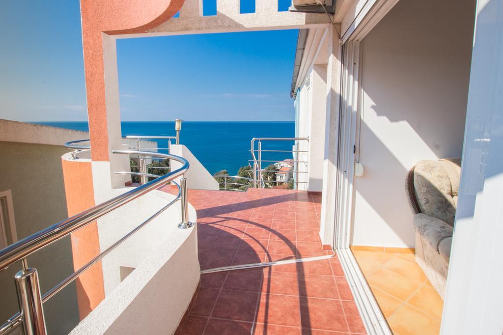 Apartments De Lara Утєха Екстер'єр фото
